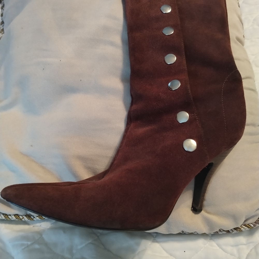 Ladies high heeled Boots